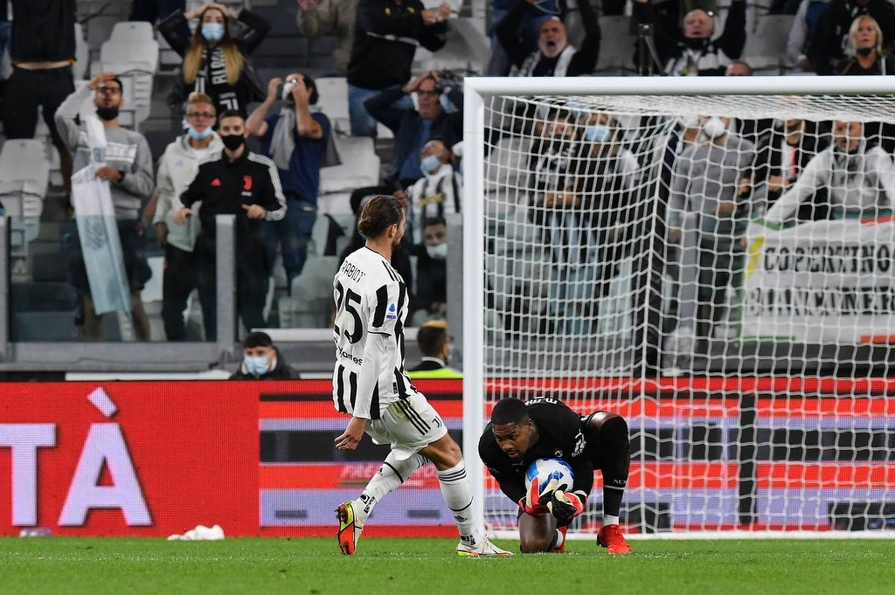 王欣凭借精 王欣凭借精