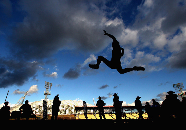 更折射出梅 更折射出梅