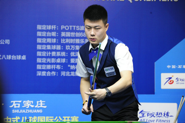 轻球员崭露 轻球员崭露