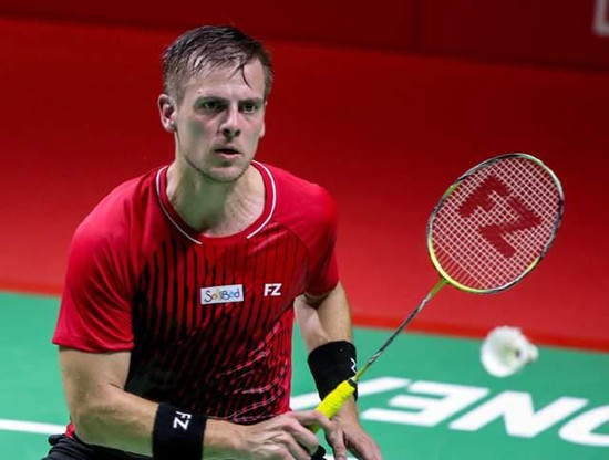 他们如何应 他们如何应