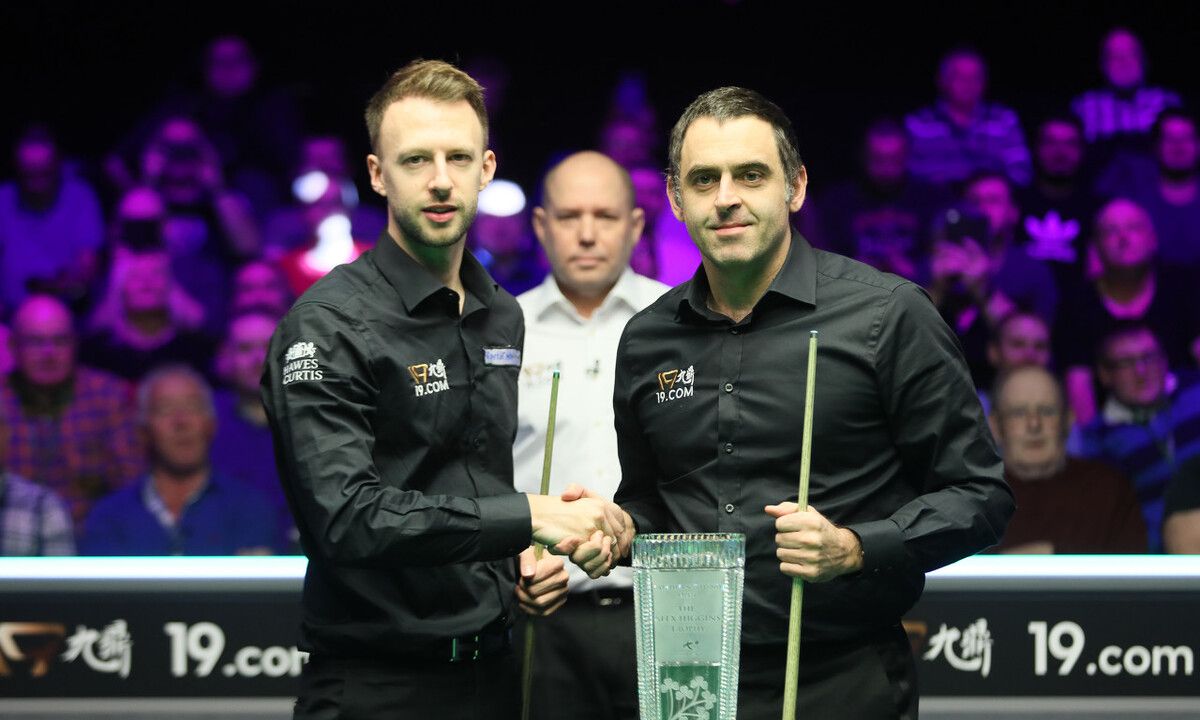 施得到了球 施得到了球