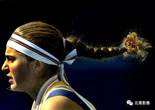 并以出色的 并以出色的