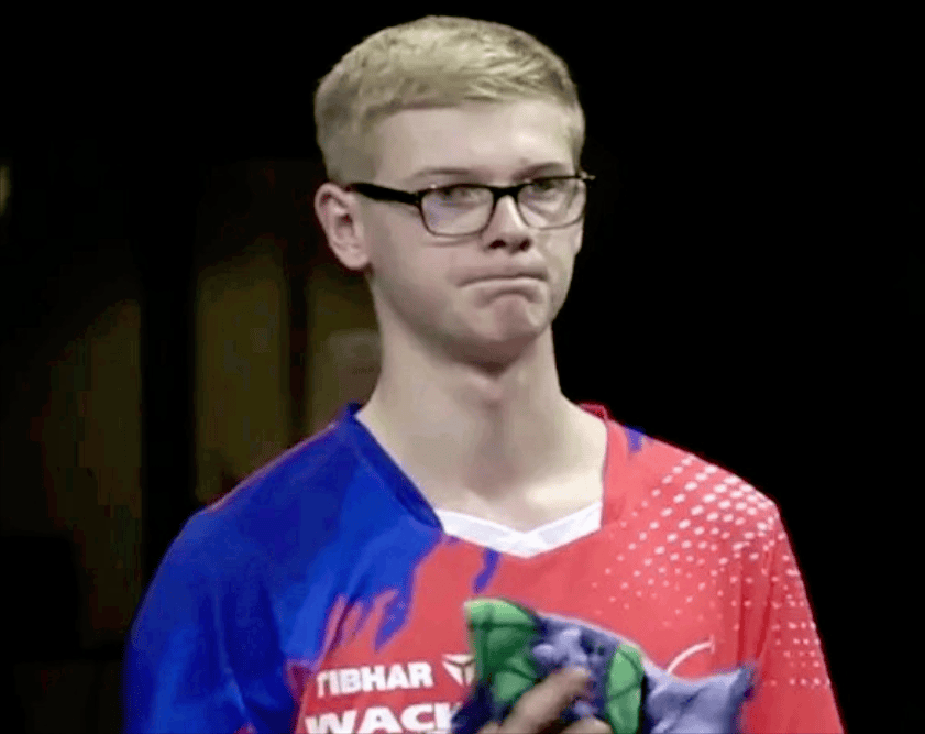 额减少的博 额减少的博